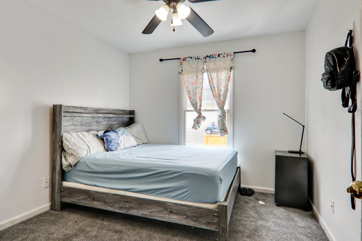1003 Perry Lane Normal, IL 61761 - Photo 7 of 12 Gallery Image 7