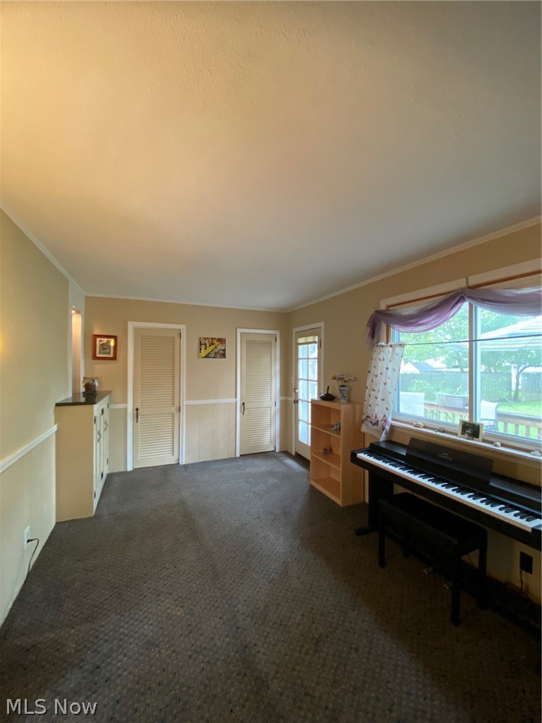 1596 Biltmore Road Cleveland, OH 44124 - Photo 5 of 23 Gallery Image 5