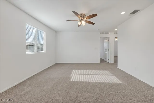 $2,550 | 9546 Wayfarer Seek Court, Las Vegas, NV 89139