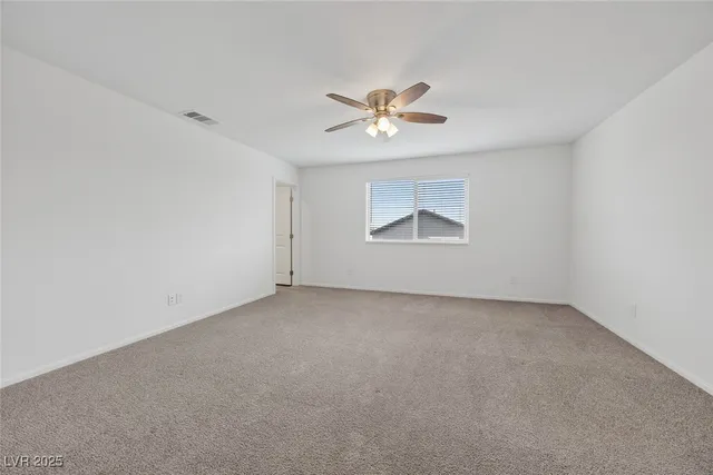 $2,550 | 9546 Wayfarer Seek Court, Las Vegas, NV 89139