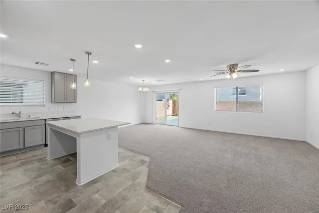 $2,550 | 9546 Wayfarer Seek Court, Las Vegas, NV 89139