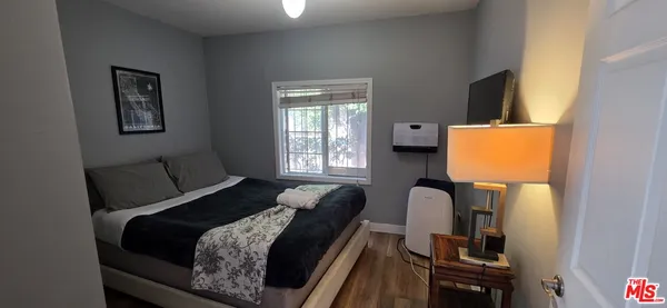 $5,900 | 139 South Rexford Drive, Beverly Hills, CA 90212