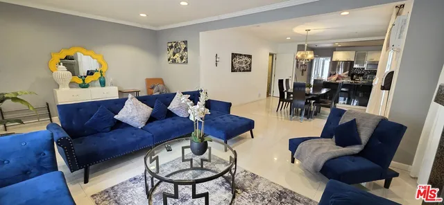 $5,900 | 137 South Rexford Drive, Beverly Hills, CA 90212