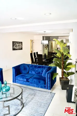 $5,900 | 139 South Rexford Drive, Beverly Hills, CA 90212