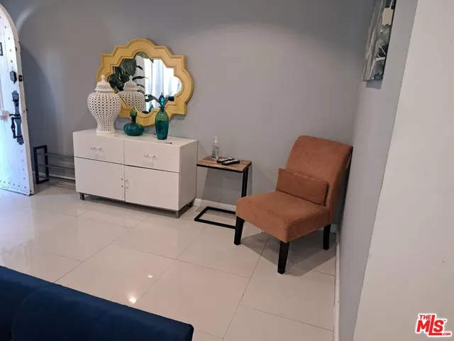 $5,900 | 137 South Rexford Drive, Beverly Hills, CA 90212