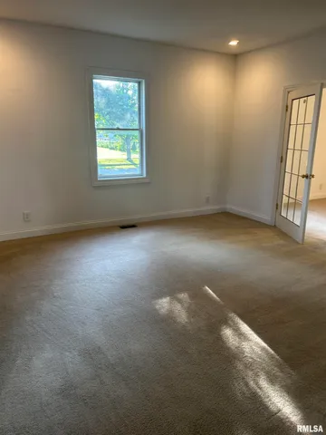 $189,000 | 121 East Court Street, Farmington, IL 61531