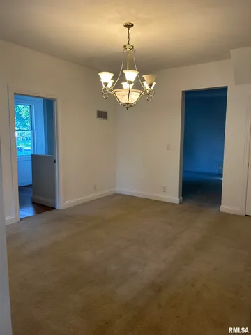 $189,000 | 121 East Court Street, Farmington, IL 61531