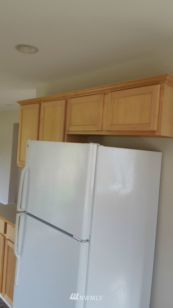 18718 10th Avenue Southeast, Unit 15 Bothell, WA 98012 - Photo 13 of 25 Gallery Image 13