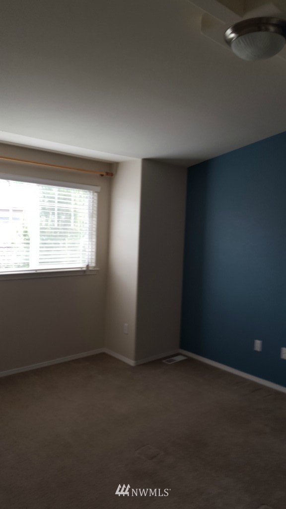 18718 10th Avenue Southeast, Unit 15 Bothell, WA 98012 - Photo 19 of 25 Gallery Image 19