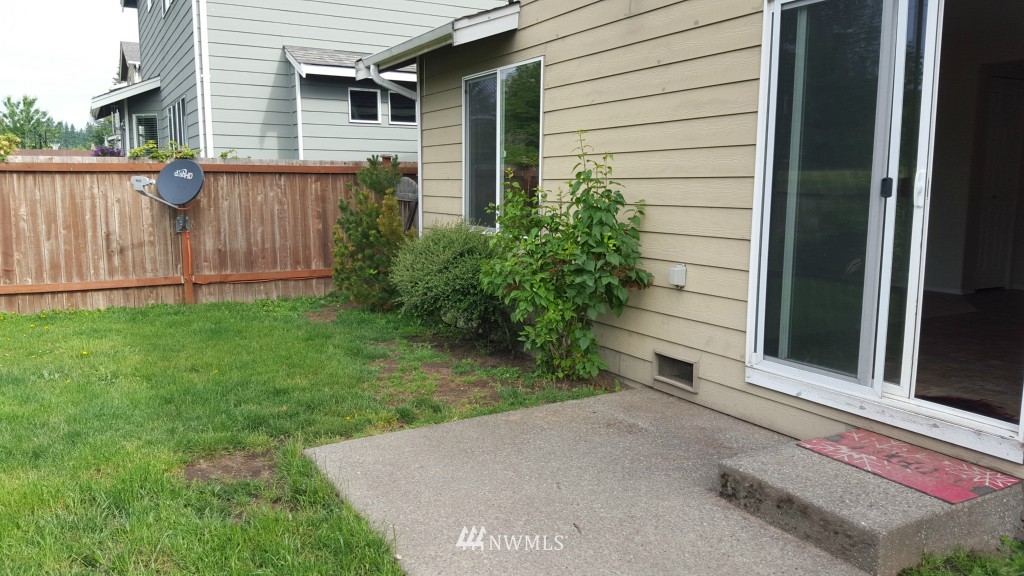 18718 10th Avenue Southeast, Unit 15 Bothell, WA 98012 - Photo 24 of 25 Gallery Image 24