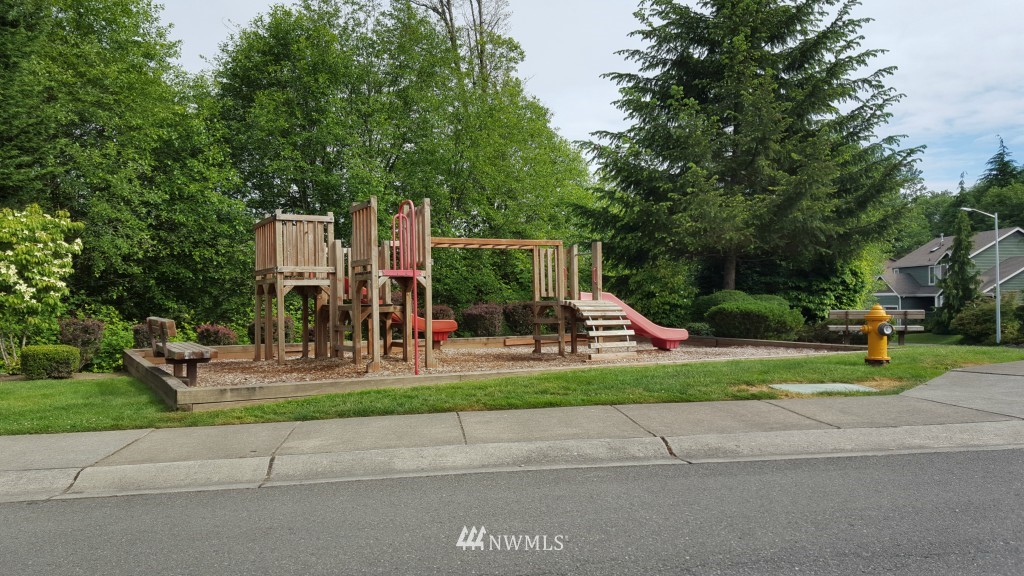 18718 10th Avenue Southeast, Unit 15 Bothell, WA 98012 - Photo 25 of 25 Gallery Image 25