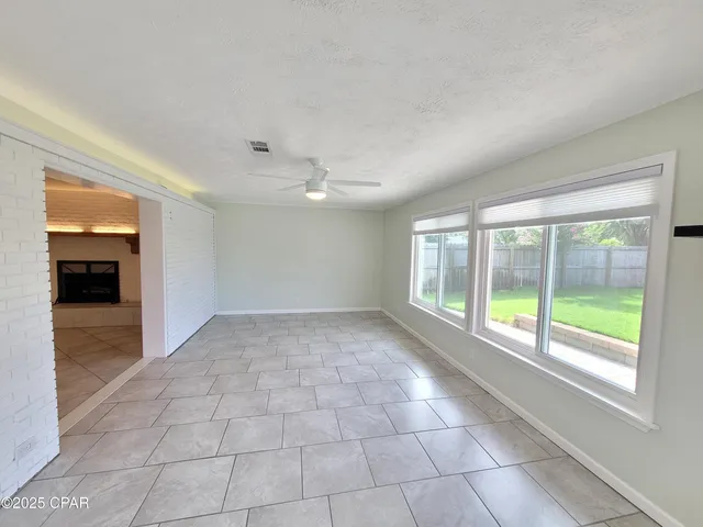 $2,500 | 325 Alexander Drive, Lynn Haven, FL 32444