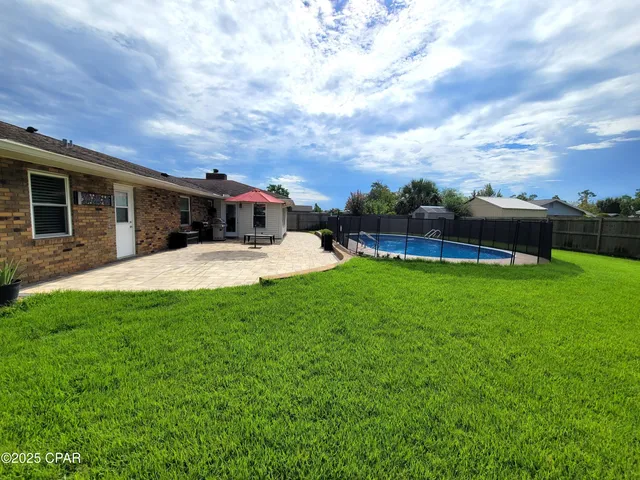 $2,500 | 325 Alexander Drive, Lynn Haven, FL 32444