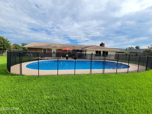 $2,500 | 325 Alexander Drive, Lynn Haven, FL 32444