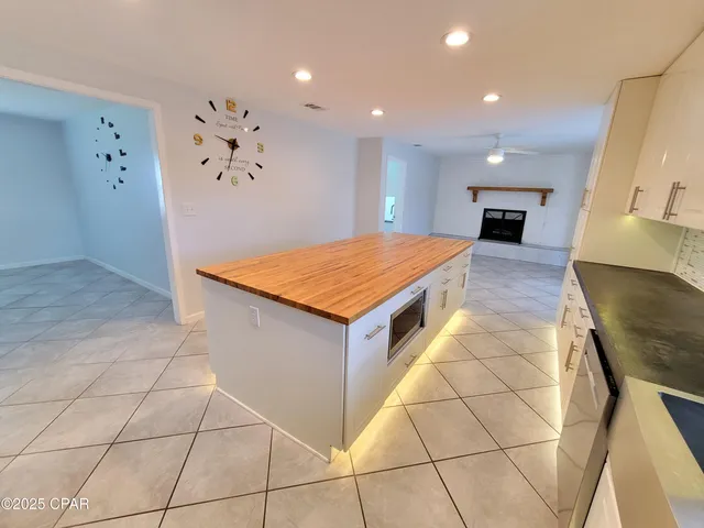 $2,500 | 325 Alexander Drive, Lynn Haven, FL 32444