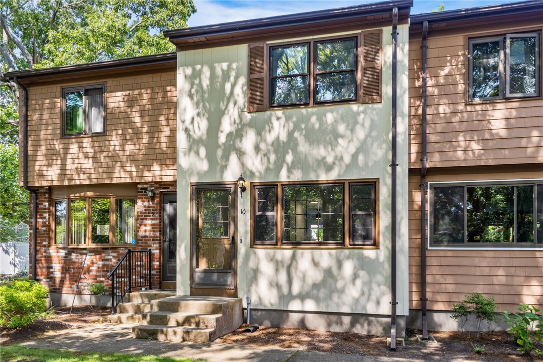 275 Grotto Avenue, Unit 10 Pawtucket, RI 02860 - Photo 28 of 31