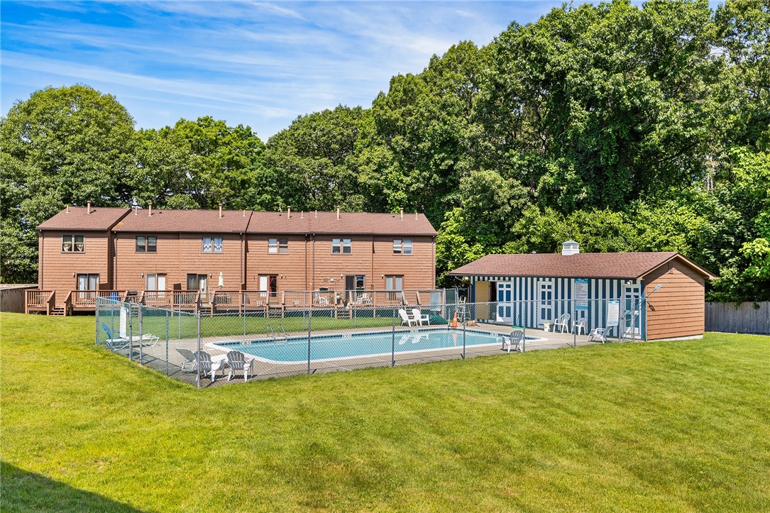 275 Grotto Avenue, Unit 10 Pawtucket, RI 02860 - Photo 29 of 31