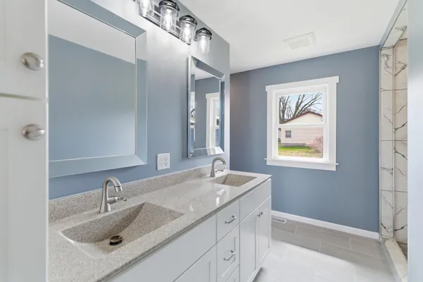 $429,500 | 409 4th Avenue Southeast, Mapleton, MN 56065