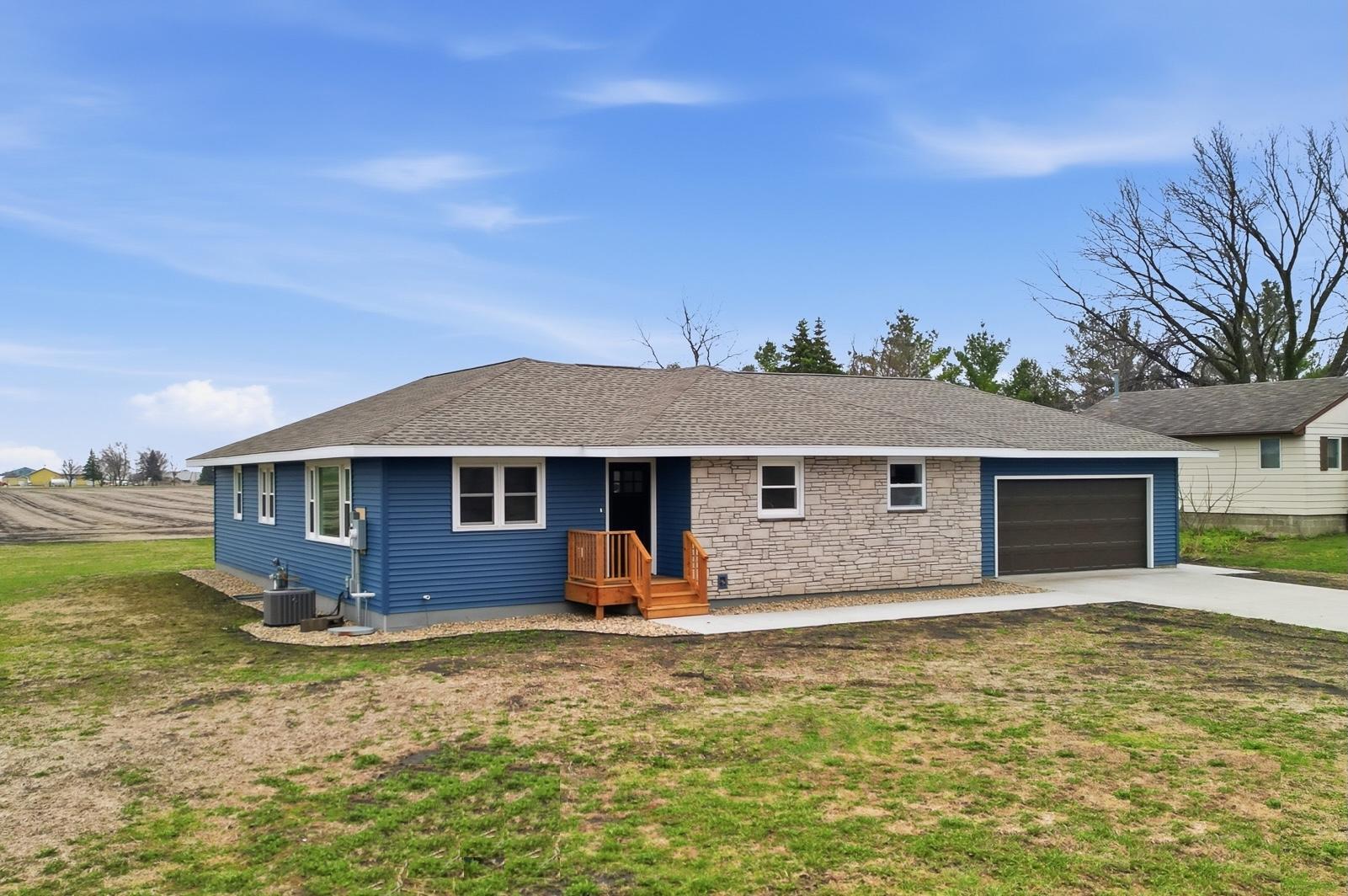 409 4th Avenue Southeast Mapleton, MN 56065 - Photo 38 of 47