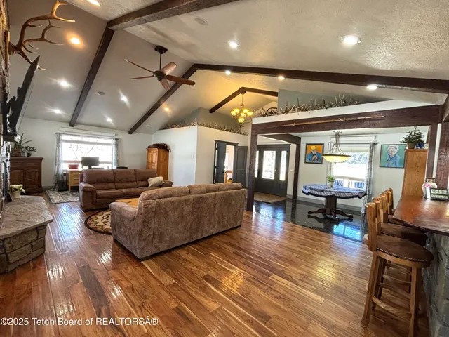 $910,000 | 125 Wagon Rut Lane, Auburn, WY 83111