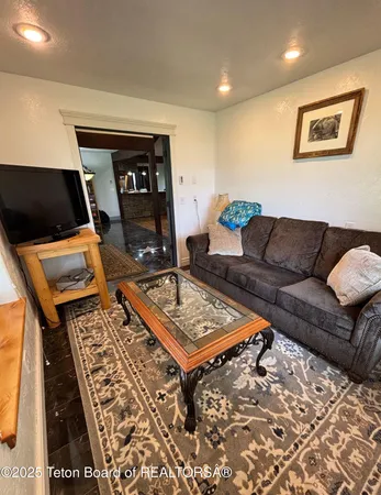 $910,000 | 125 Wagon Rut Lane, Auburn, WY 83111