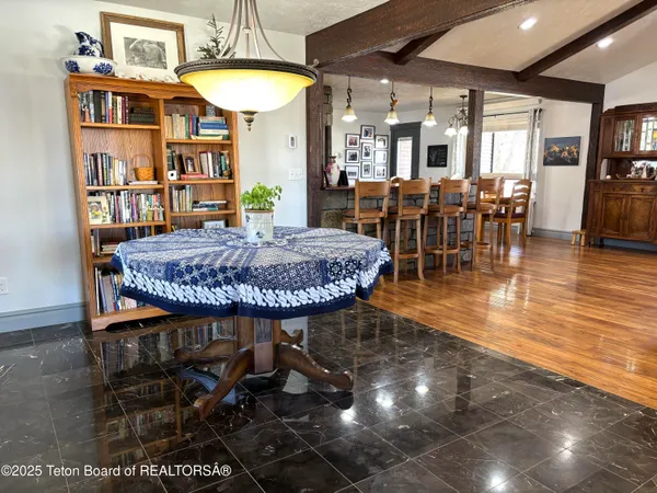 $910,000 | 125 Wagon Rut Lane, Auburn, WY 83111