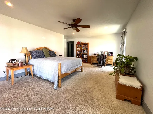 $910,000 | 125 Wagon Rut Lane, Auburn, WY 83111