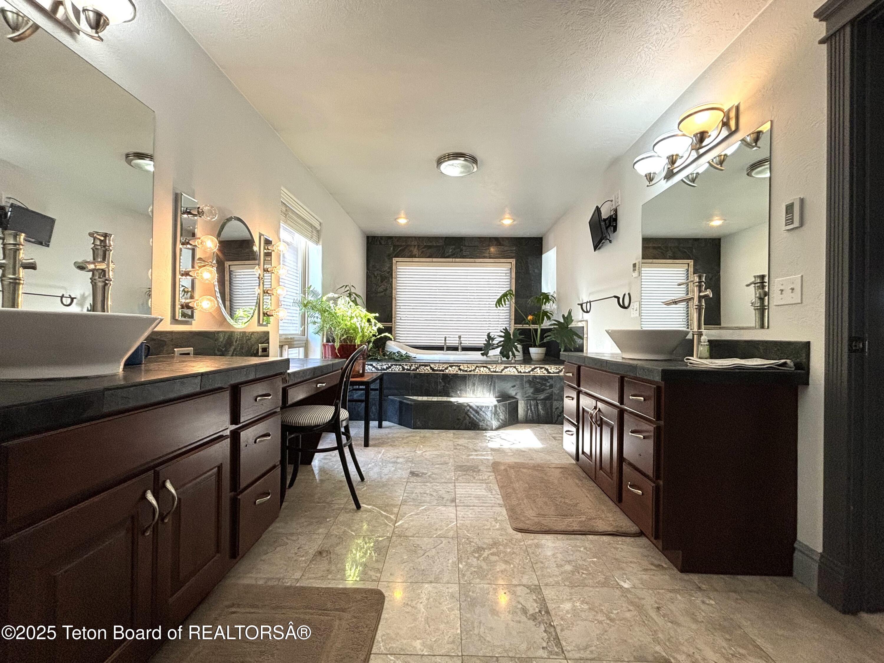 125 Wagon Rut Lane Auburn, WY 83111 - Photo 37 of 74 Photo Apr 20 2024, 4 27 46 PM