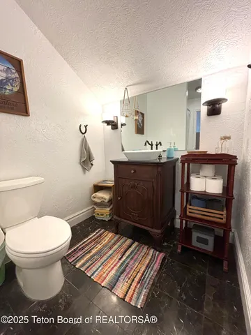 $910,000 | 125 Wagon Rut Lane, Auburn, WY 83111