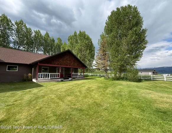 $910,000 | 125 Wagon Rut Lane, Auburn, WY 83111