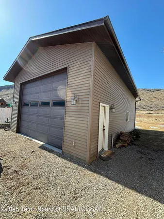 $910,000 | 125 Wagon Rut Lane, Auburn, WY 83111