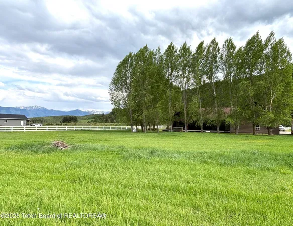 $910,000 | 125 Wagon Rut Lane, Auburn, WY 83111