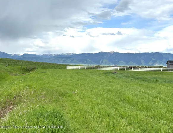 $910,000 | 125 Wagon Rut Lane, Auburn, WY 83111