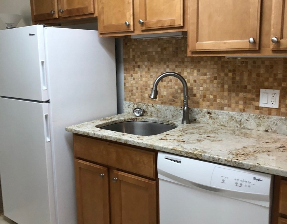 226 Swanson Road, Unit 622 Boxborough, MA 01719 - Photo 4 of 19