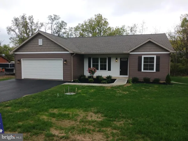 $376,900 | 85 Old Colony Road, Selinsgrove, PA 17870