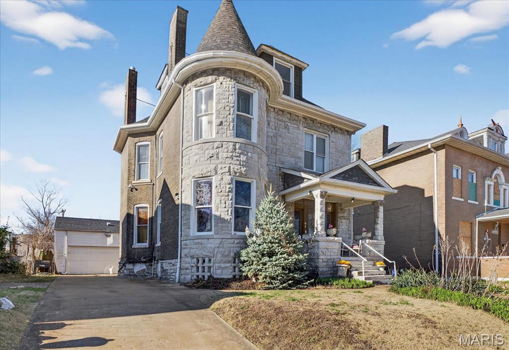 24 Lewis Place St. Louis, MO 63113 - Photo 3 of 32