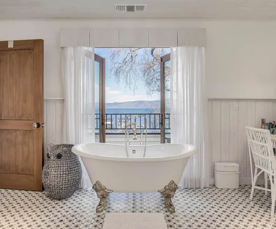 $6,400,000 | 6420 Soda Bay Road, Kelseyville, CA 95451