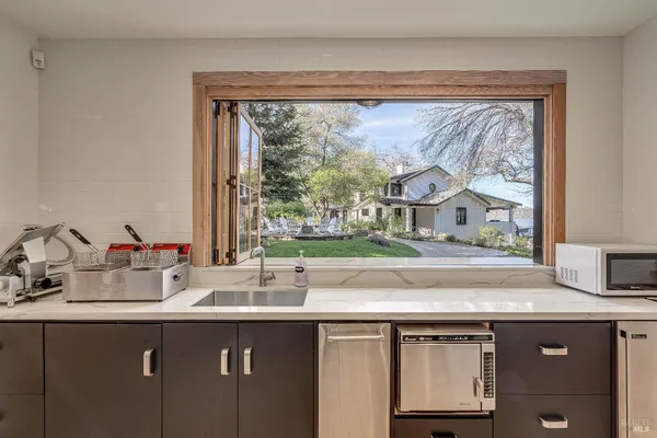 $6,400,000 | 6420 Soda Bay Road, Kelseyville, CA 95451