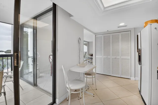 $289,000 | 1554 Bridgewood Drive, Boca Raton, FL 33434