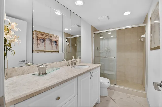 $289,000 | 1554 Bridgewood Drive, Boca Raton, FL 33434