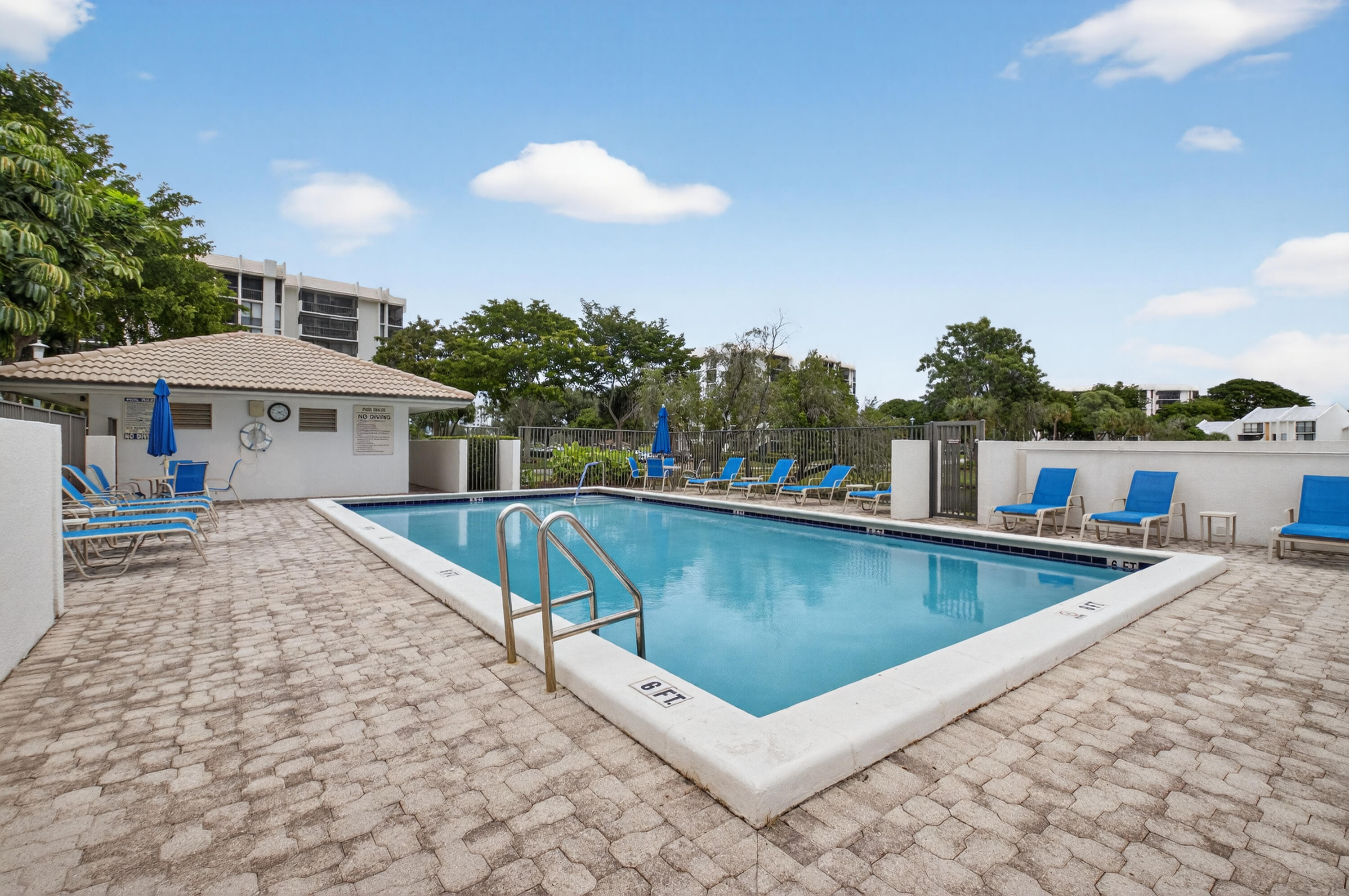 1554 Bridgewood Drive Boca Raton, FL 33434 - Photo 31 of 61 DSC_1528