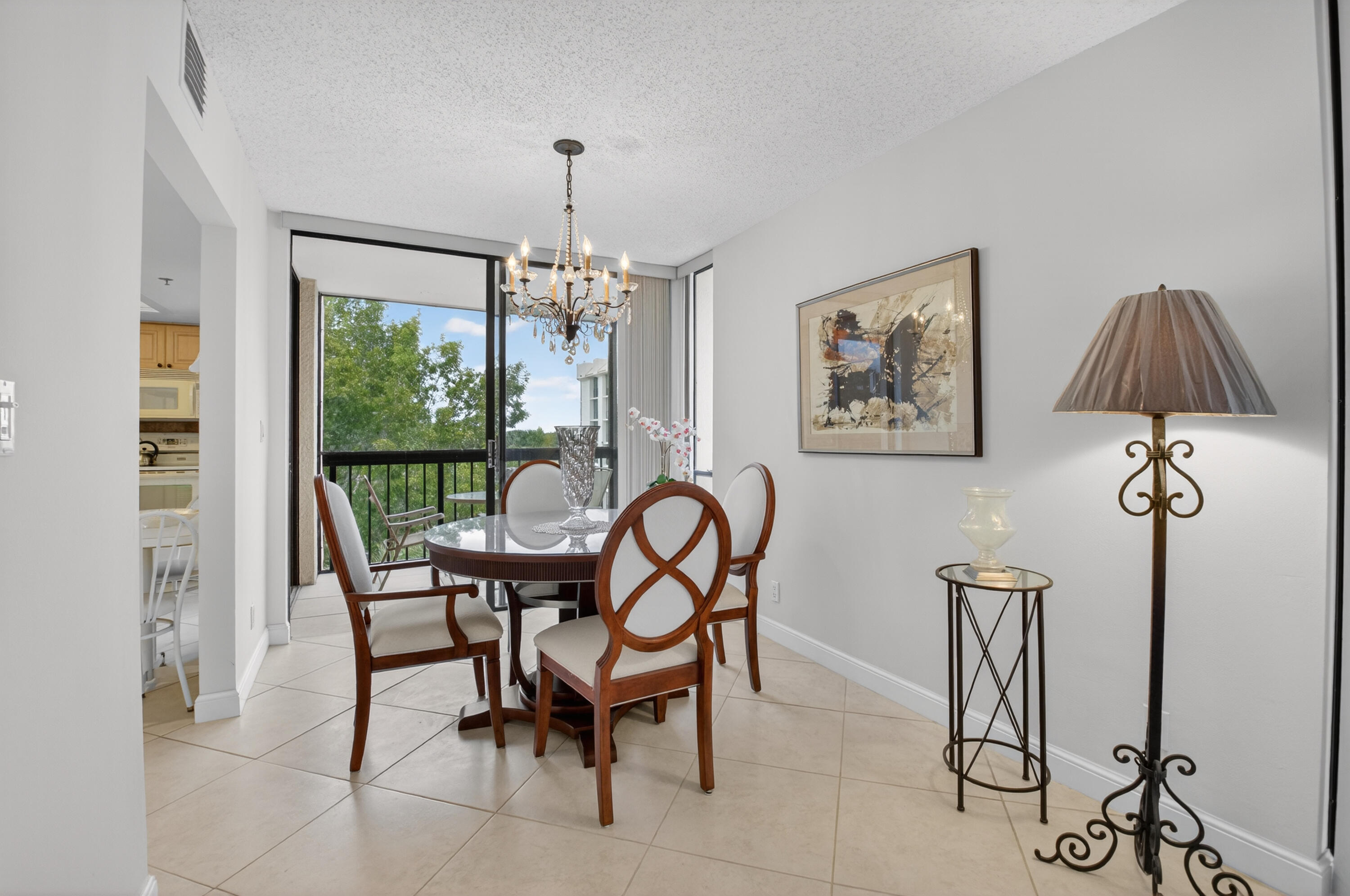 1554 Bridgewood Drive Boca Raton, FL 33434 - Photo 10 of 61 DSC_1419