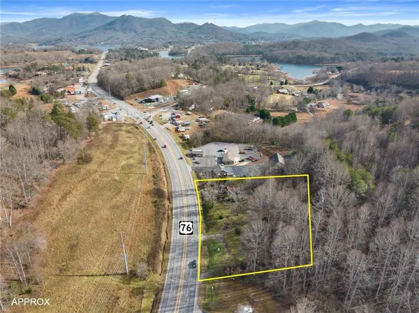 $299,000 | 2038 Highway 76, Hiawassee, GA 30546