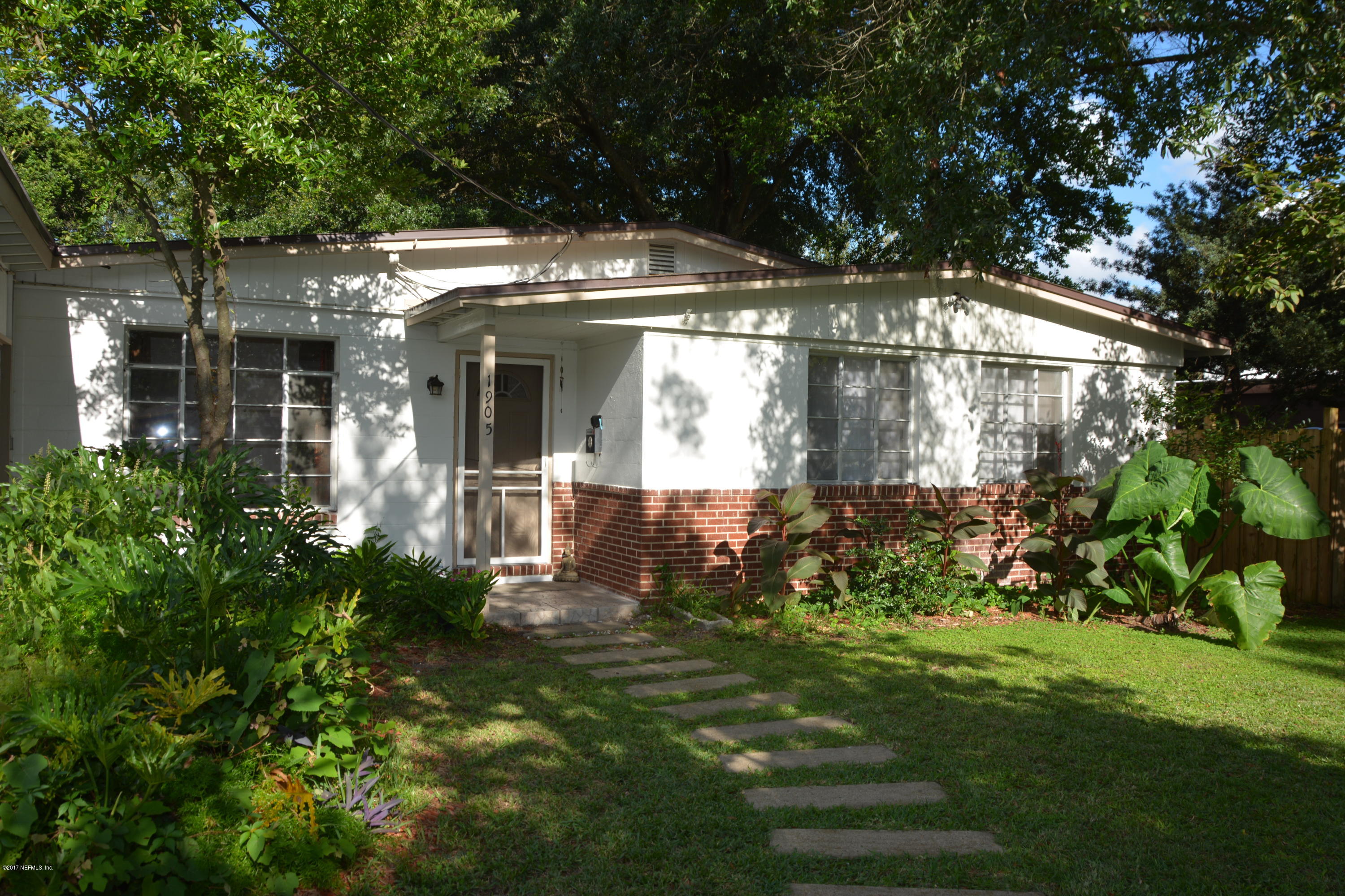 1905 Gamewell Road Jacksonville, FL 32211 - Photo 1 of 33 DSC_8936