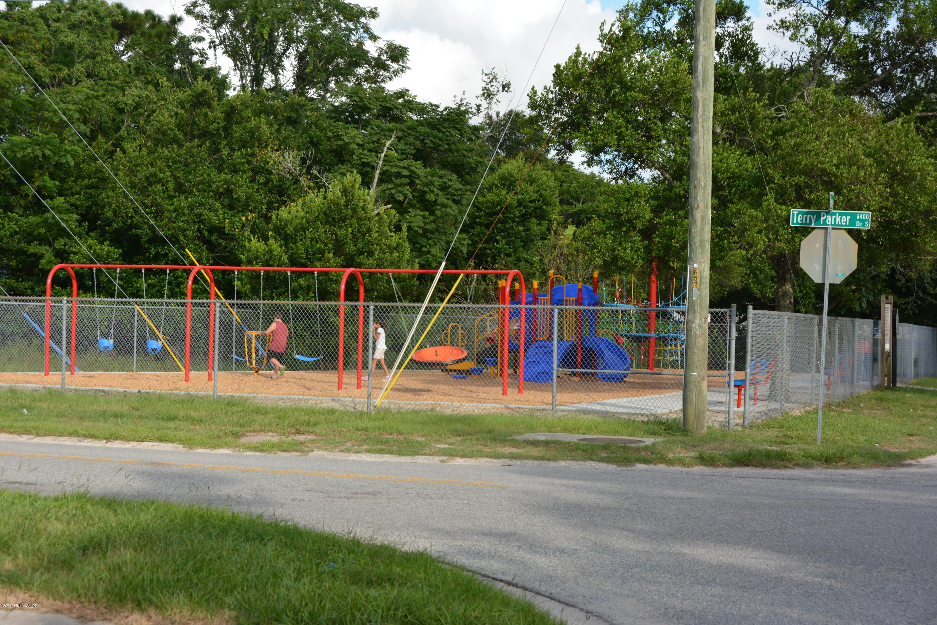 1905 Gamewell Road Jacksonville, FL 32211 - Photo 33 of 33 DSC_8938