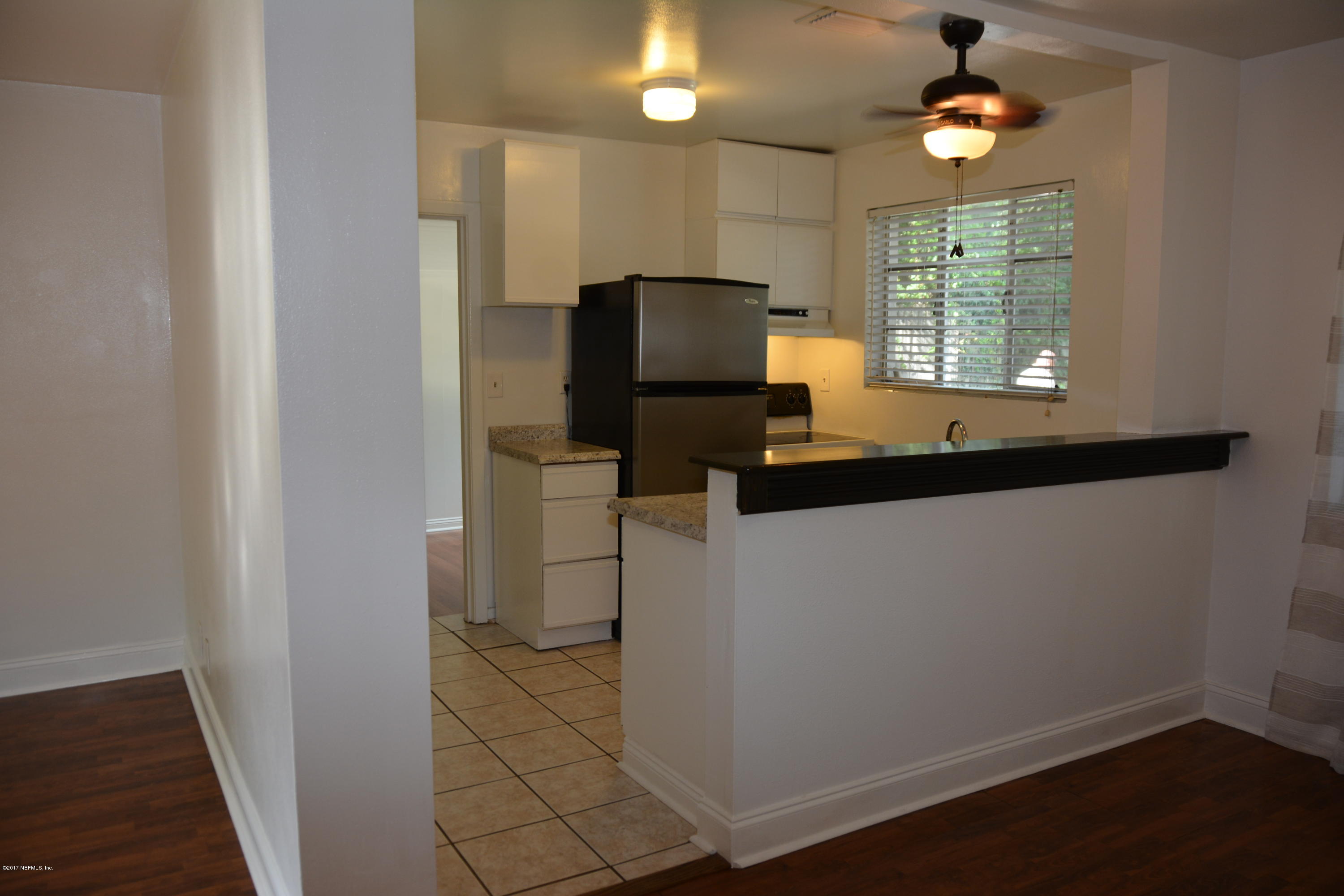 1905 Gamewell Road Jacksonville, FL 32211 - Photo 9 of 33 DSC_8917