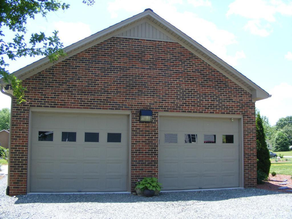 2320 Cooper Road Graham, NC 27253 - Photo 2 of 22 Gallery Image 2