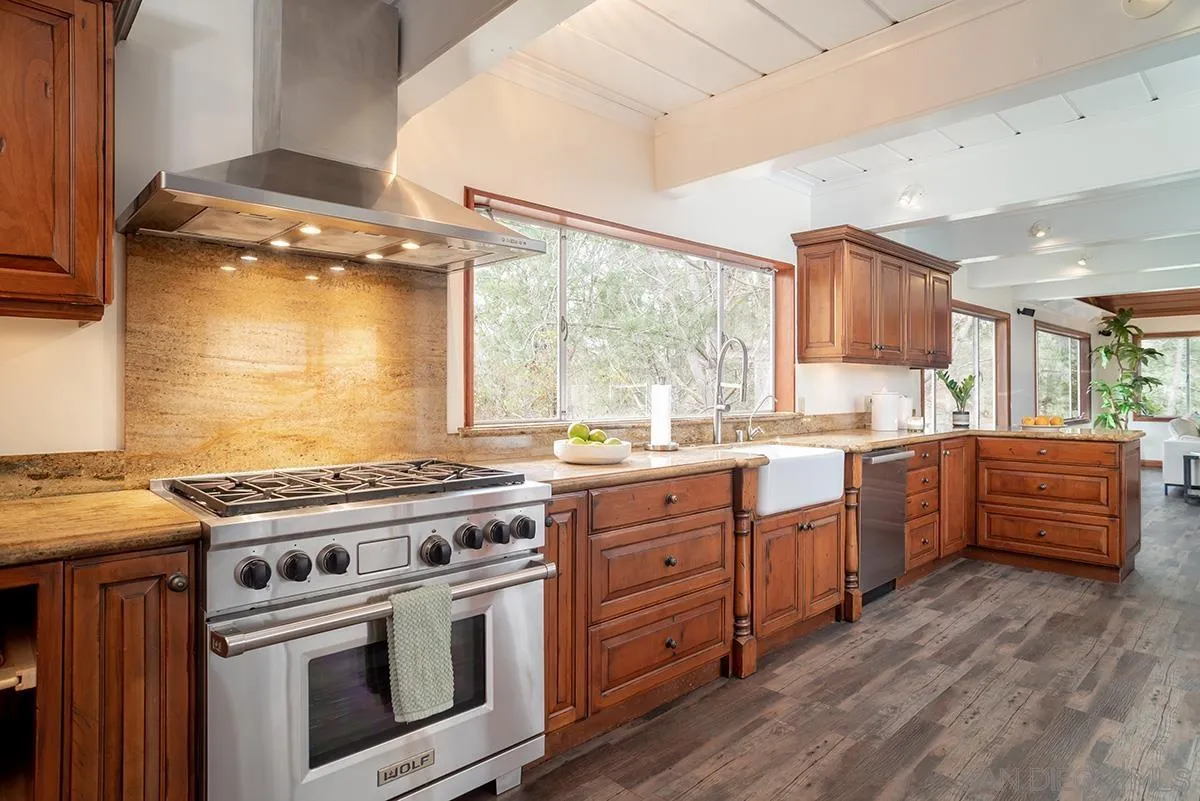 1200 Oribia Road Del Mar, CA 92014 - Photo 12 of 41 Gallery Image 12