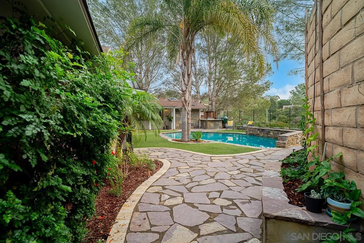 1200 Oribia Road Del Mar, CA 92014 - Photo 27 of 41 Gallery Image 27