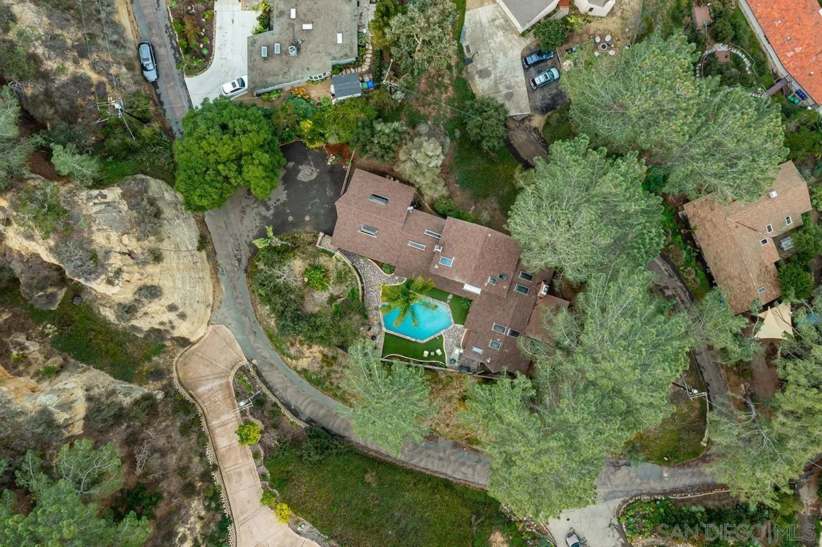 1200 Oribia Road Del Mar, CA 92014 - Photo 3 of 41 Gallery Image 3
